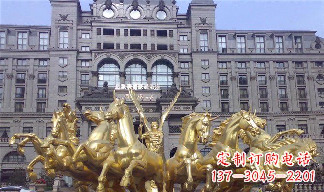 烟台八匹马阿波罗战车酒店景观铜雕