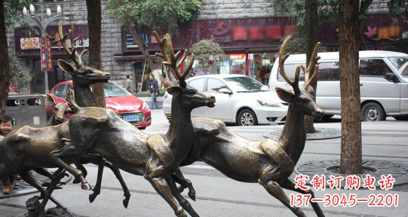 烟台奔跑的梅花鹿街边景观铜雕