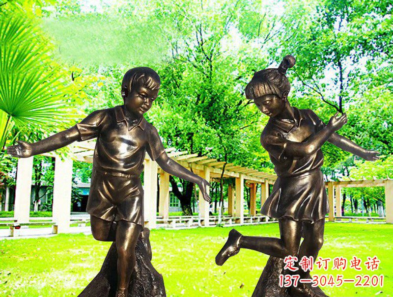 烟台编花篮人物公园校园儿童玻璃钢仿铜雕塑