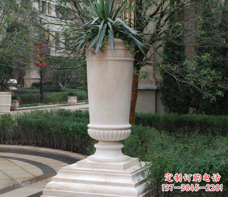 烟台别墅装饰花盆