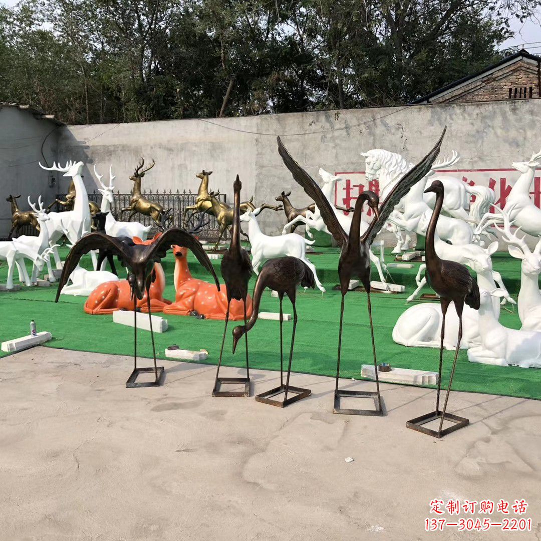 烟台仙鹤玻璃钢雕塑精致美丽的艺术品