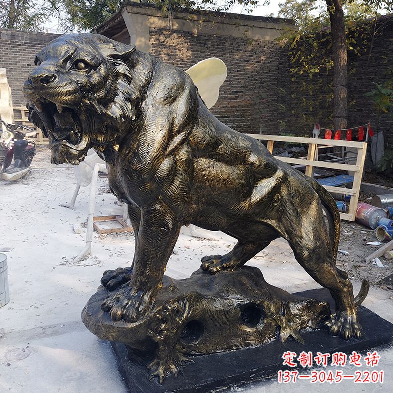 烟台玻璃钢制老虎雕塑