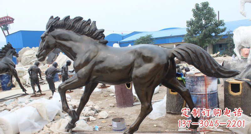 烟台玻璃钢仿铜马广场动物雕塑精美雕塑装点繁华城市