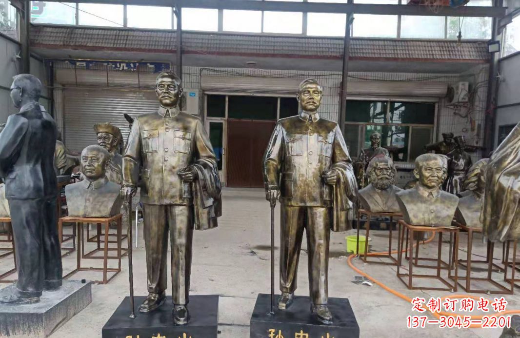 烟台玻璃钢仿铜的孙中山雕塑——缅怀伟人,传承精神