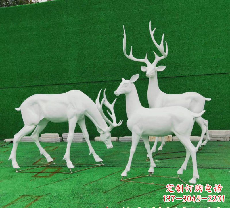 烟台玻璃钢鹿群雕塑