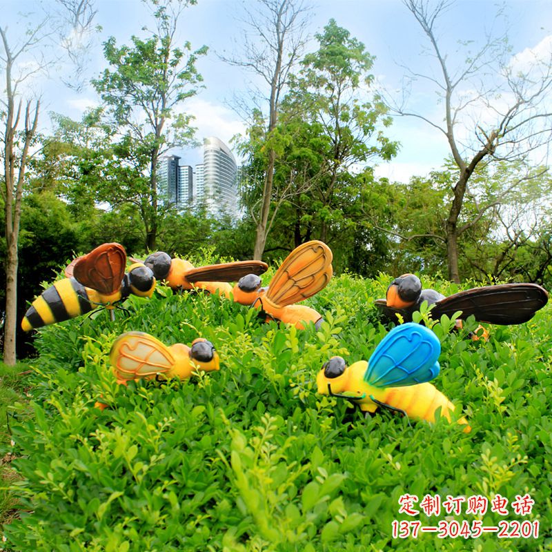烟台玻璃钢仿真蜜蜂-公园草丛花丛动物雕塑摆件