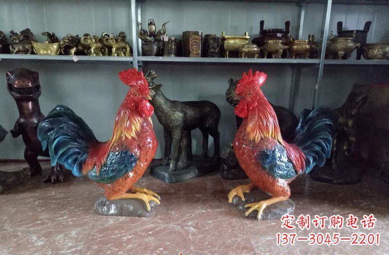 烟台玻璃钢公鸡雕塑——给环境带来美丽的色彩