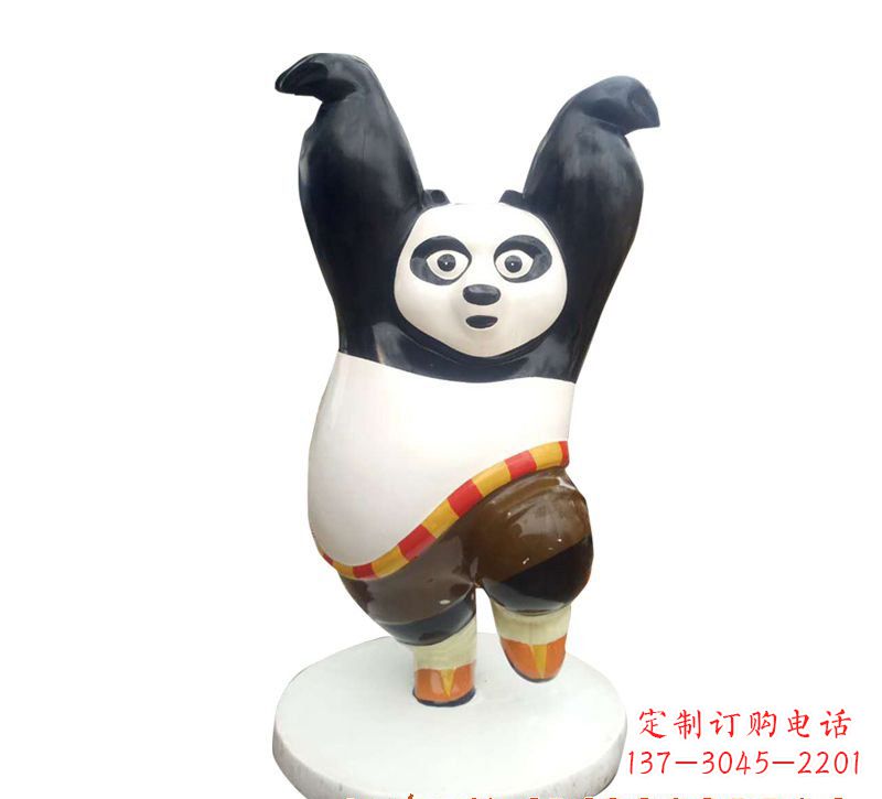 烟台玻璃钢功夫熊猫雕塑