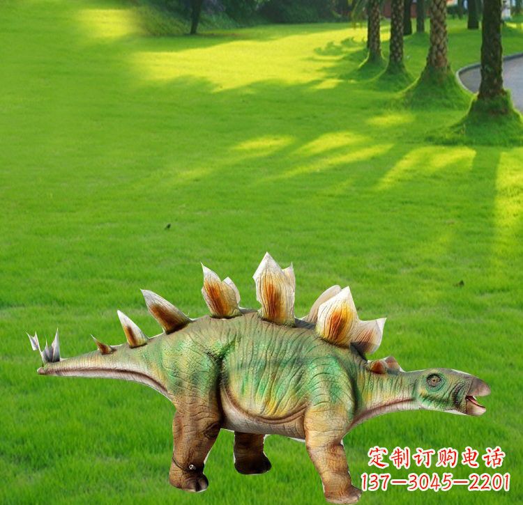 烟台仿真恐龙雕塑玻璃钢棘背龙