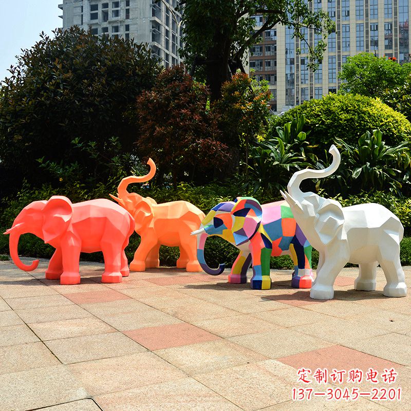 烟台金色大象雕塑活跃的商场游乐场