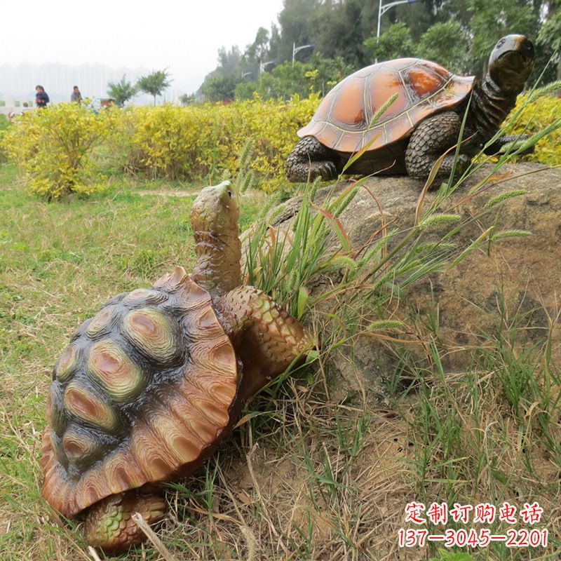烟台玻璃钢乌龟雕塑别致而古朴