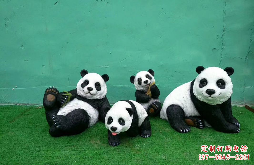 烟台玻璃钢熊猫动物雕塑