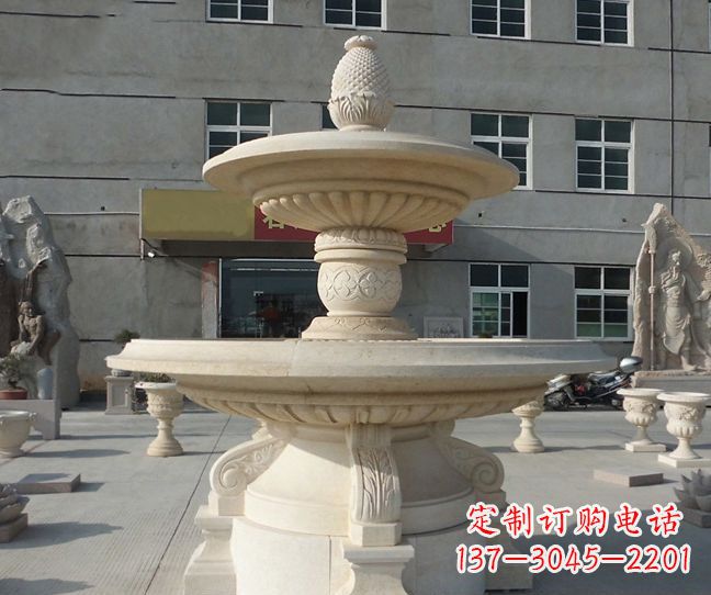 烟台菠萝雕塑点缀小区景观的精美艺术品