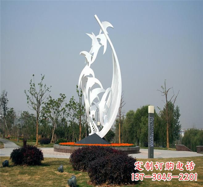 烟台不锈钢爱心大雁雕塑