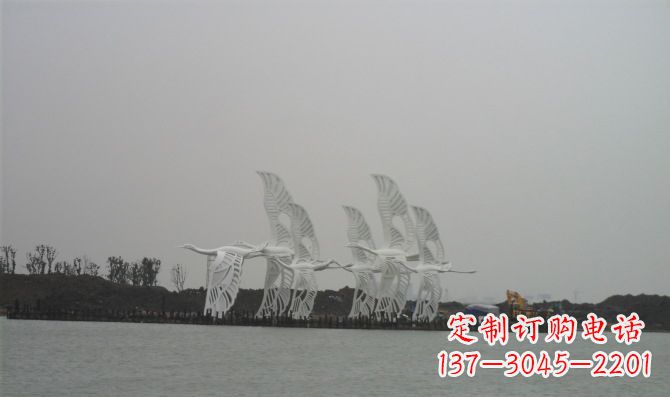 烟台不锈钢白鹭动物雕塑美丽的艺术作品