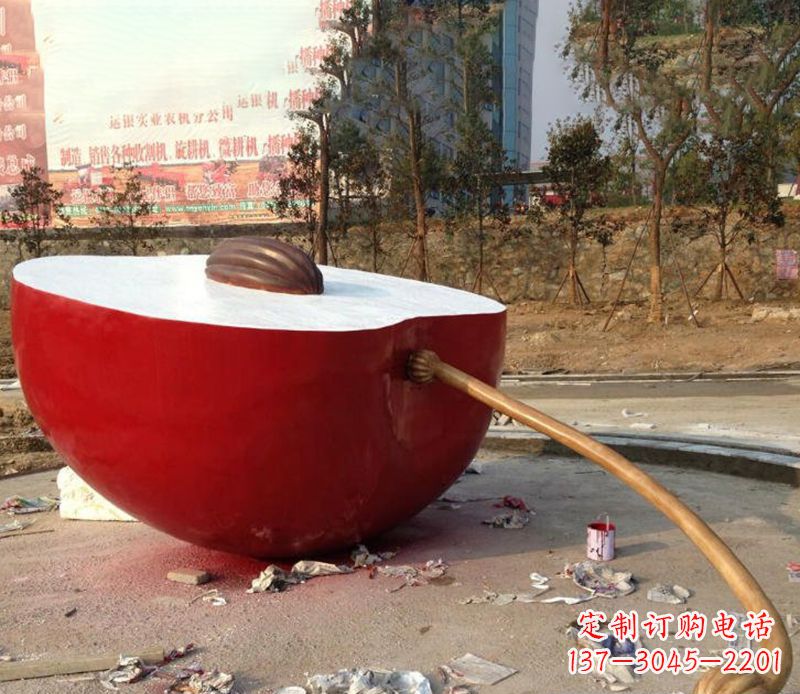 烟台不锈钢半块苹果雕塑——传承古老文化的艺术品