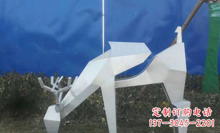 烟台梅花鹿不锈钢不规则雕塑的传奇