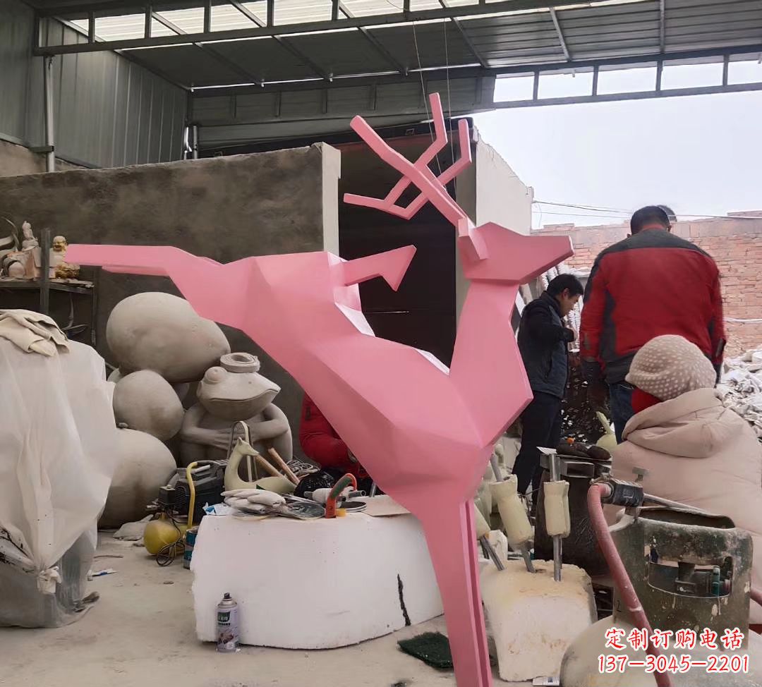 烟台不锈钢彩绘小鹿雕塑