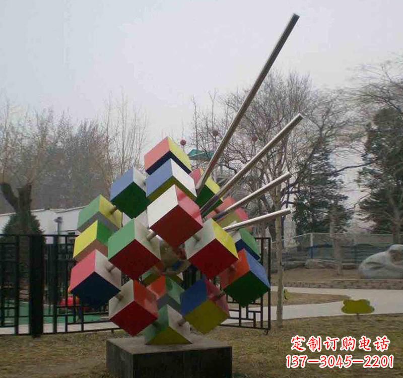 烟台不锈钢彩色魔方雕塑艺术与智慧的结合