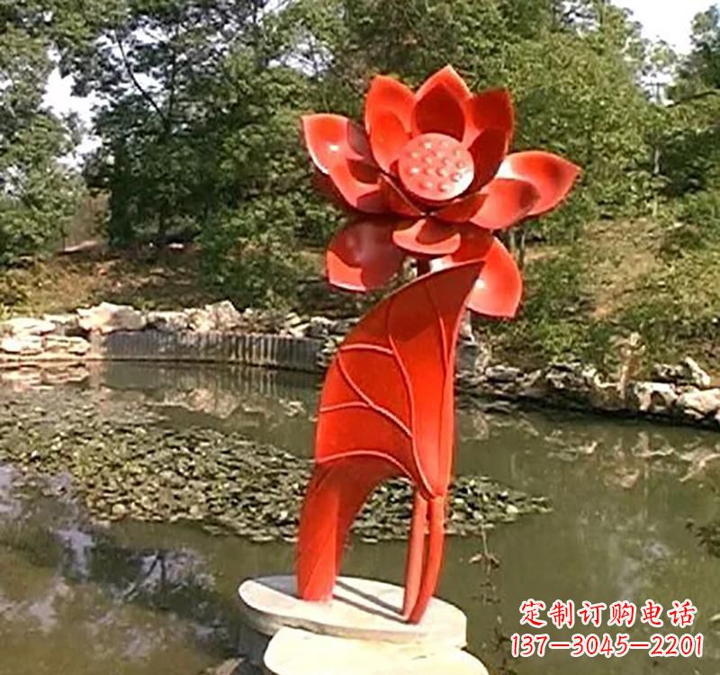 烟台不锈钢荷花雕塑激发城市艺术灵感