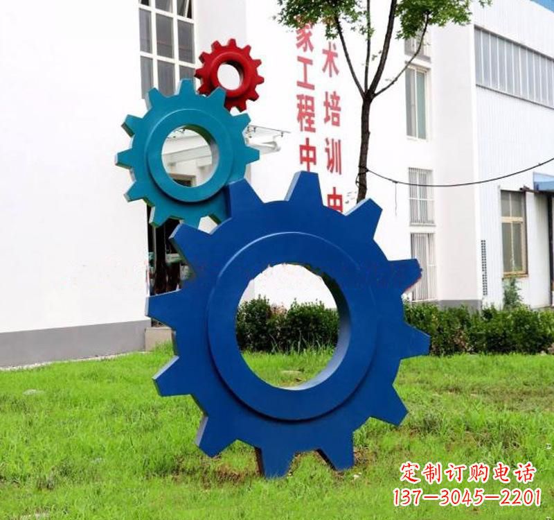 烟台不锈钢齿轮创意雕塑