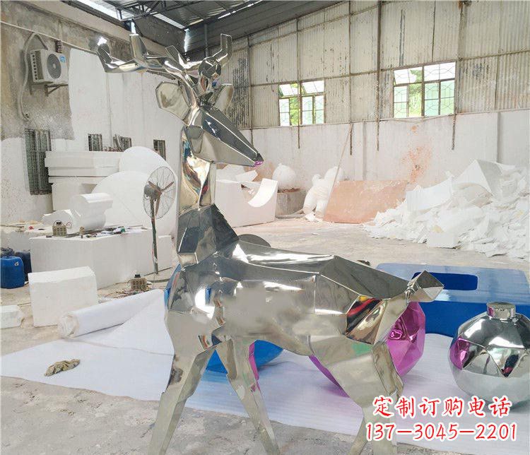 烟台不锈钢梅花鹿雕塑