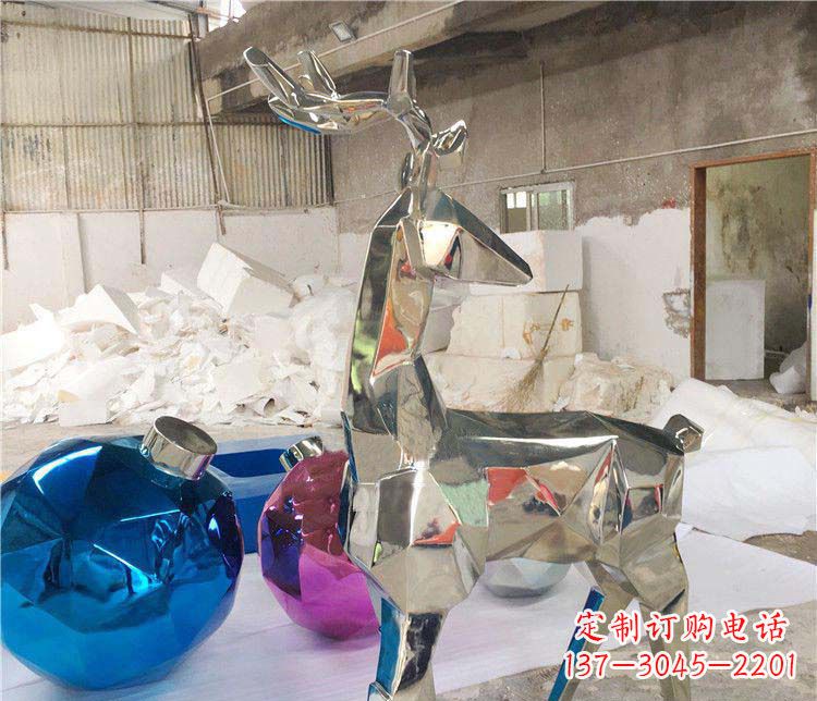 烟台不锈钢梅花鹿雕塑