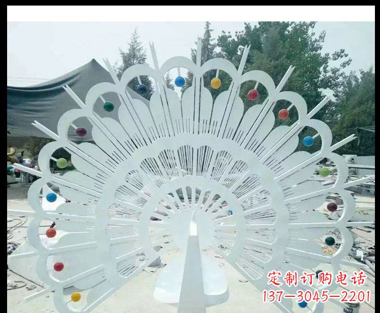 烟台精美不锈钢孔雀雕塑