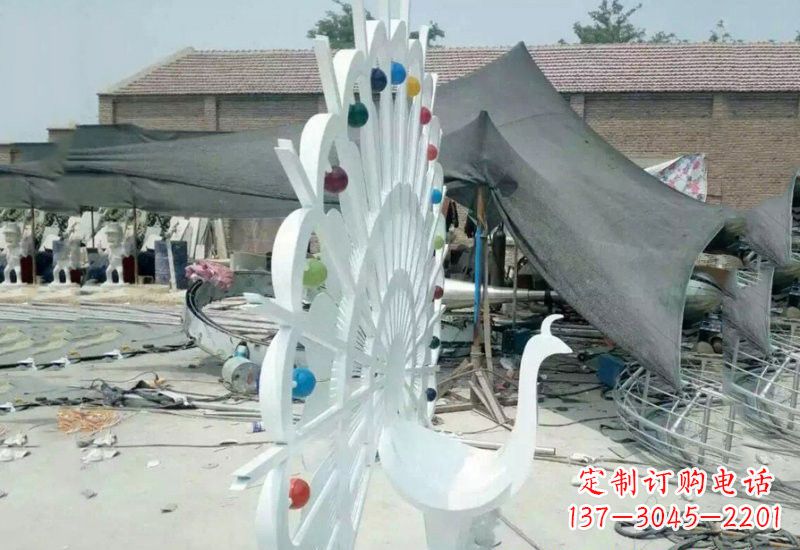 烟台不锈钢孔雀雕塑精美绝伦