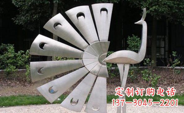 烟台不锈钢孔雀雕塑美丽而持久