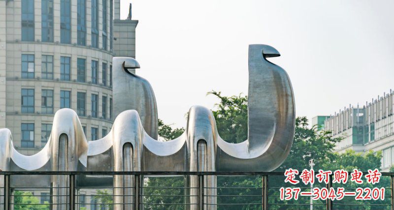 烟台不锈钢骆驼给街边带来美丽