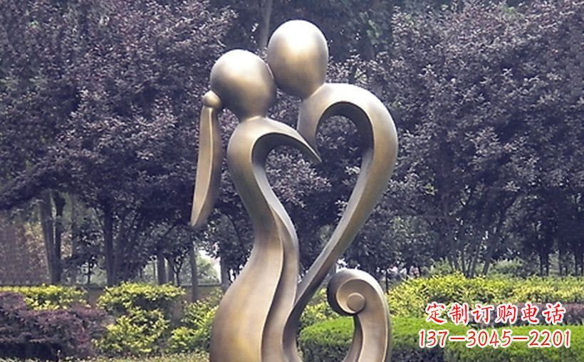 烟台不锈钢情侣雕塑浪漫的永恒