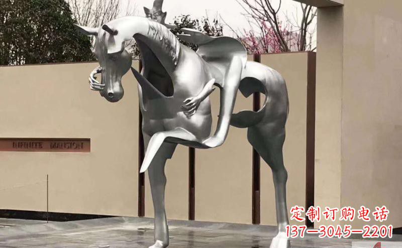 烟台不锈钢骑马雕塑精美外形与经久耐用