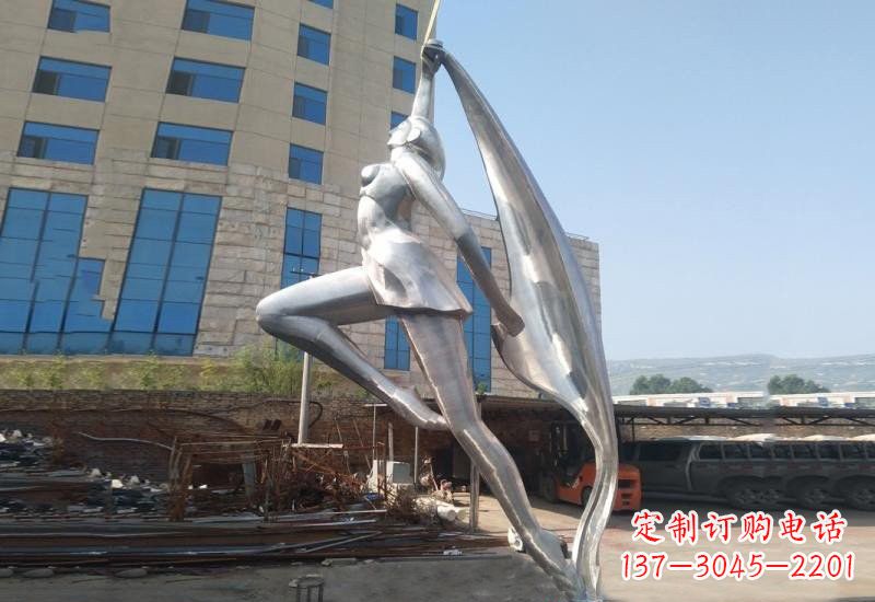 烟台不锈钢女孩雕塑