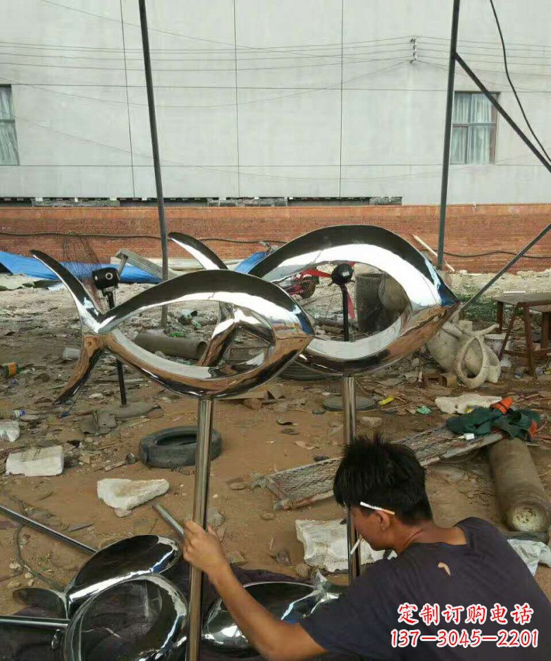 烟台不锈钢动物雕塑