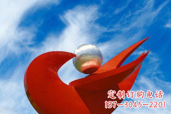 烟台“和平鸽”用不锈钢大型雕塑抒发爱与和平