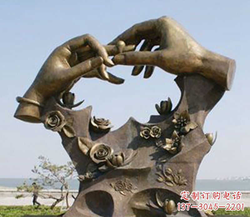 烟台不锈钢戒指雕塑表达爱的艺术精品