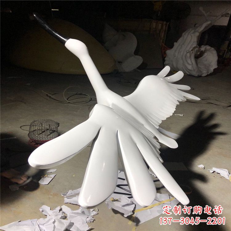 烟台精致的不锈钢丹顶鹤雕塑