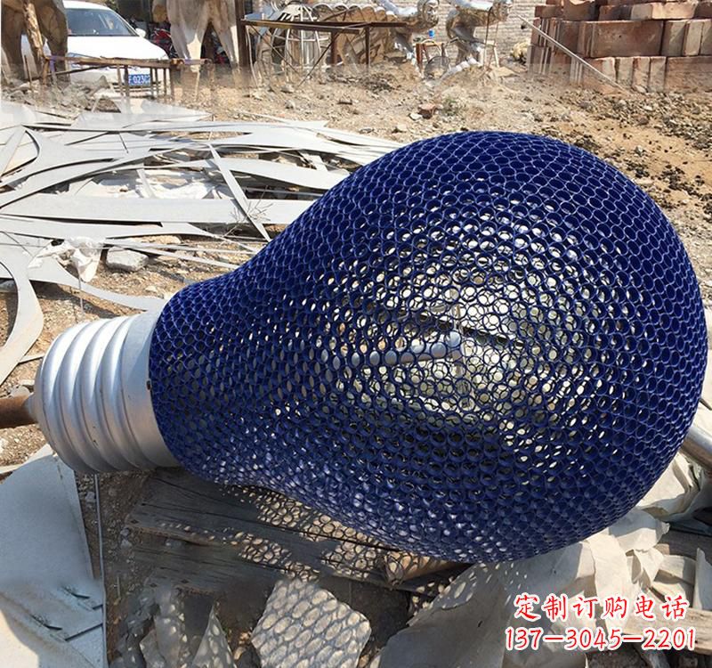 烟台不锈钢灯泡雕塑22
