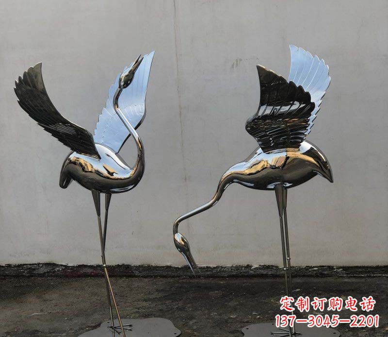 烟台不锈钢锻造仙鹤雕塑精美的艺术品