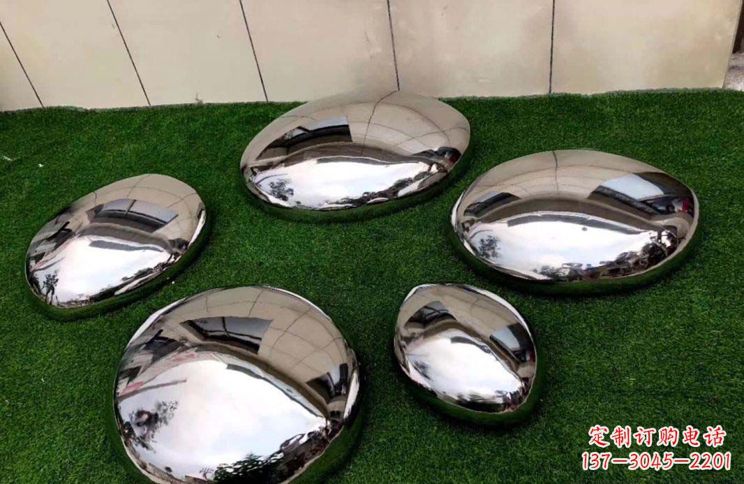 烟台不锈钢鹅卵石雕塑艺术品的精致之美