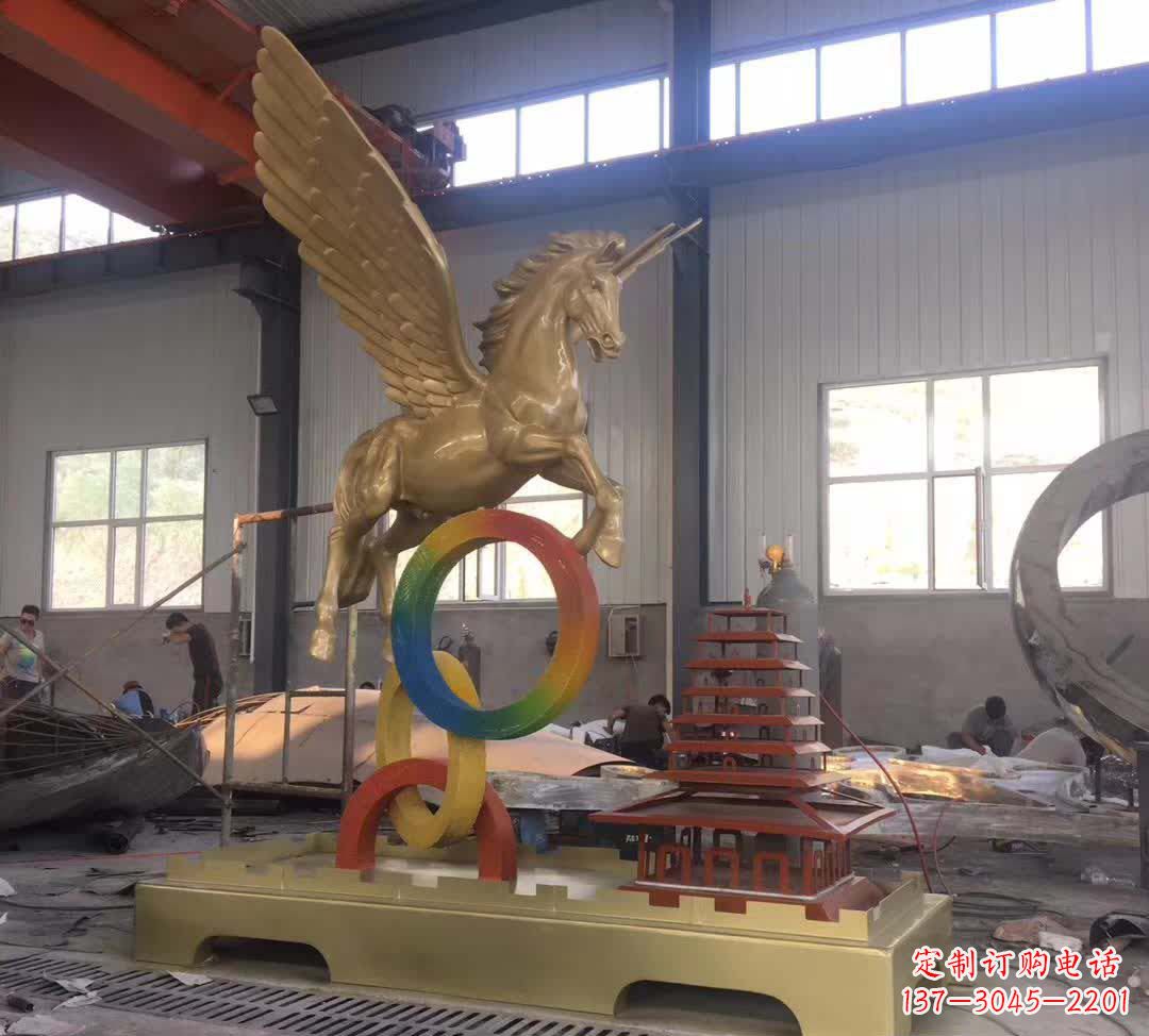 烟台不锈钢飞马踩圆圈雕塑精美艺术之作