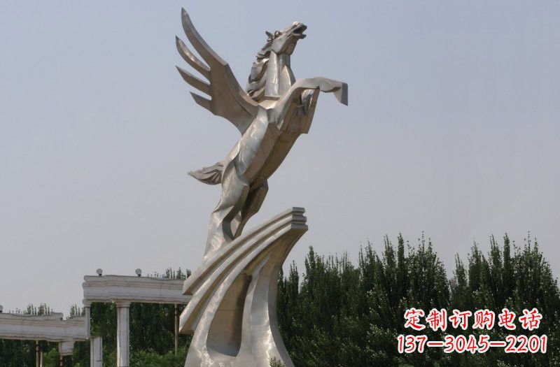 烟台不锈钢飞马雕塑象征力量与灵动