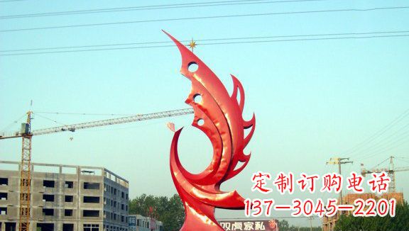烟台凤凰城市的不锈钢雕塑