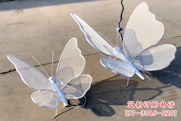 烟台不锈钢钢丝网格蝴蝶雕塑——灯光下的灵动之美