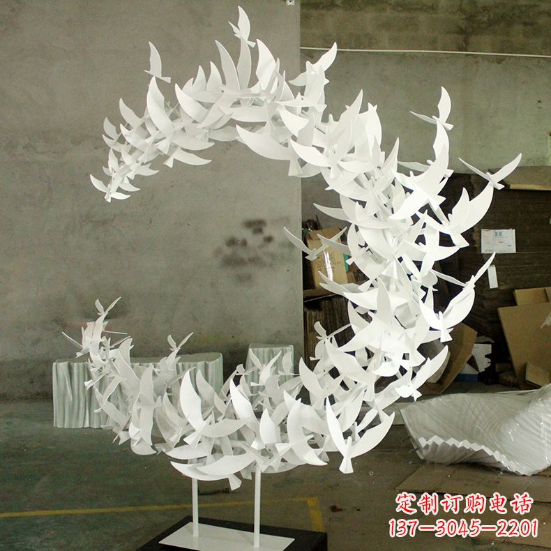 烟台不锈钢鸽子翱翔的象征
