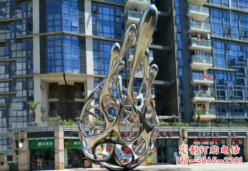 烟台不锈钢龙雕塑——象征着力量与灵气