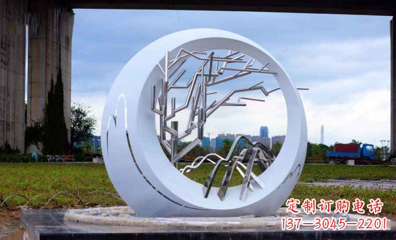 烟台不锈钢树枝雕塑艺术与环保的完美结合