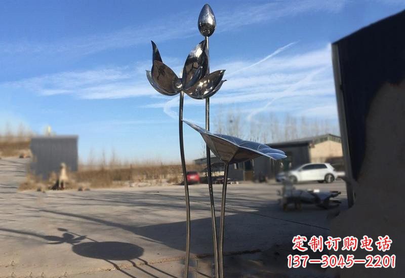 烟台不锈钢荷花雕塑精美的艺术瑰宝