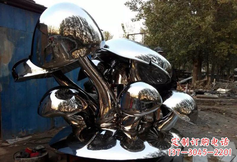 烟台不锈钢公园镜面蘑菇雕塑